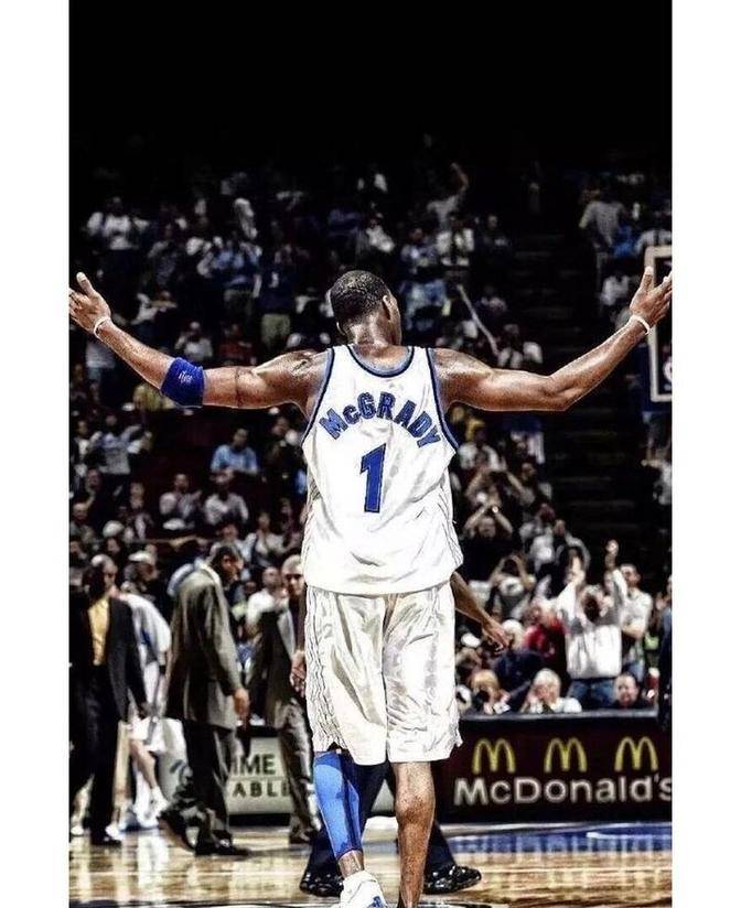 由后腰在他 由后腰在他